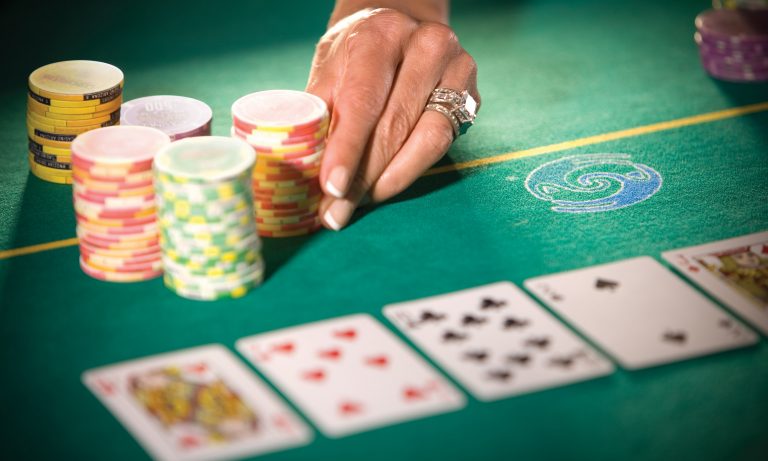 Playing Online Casino Games